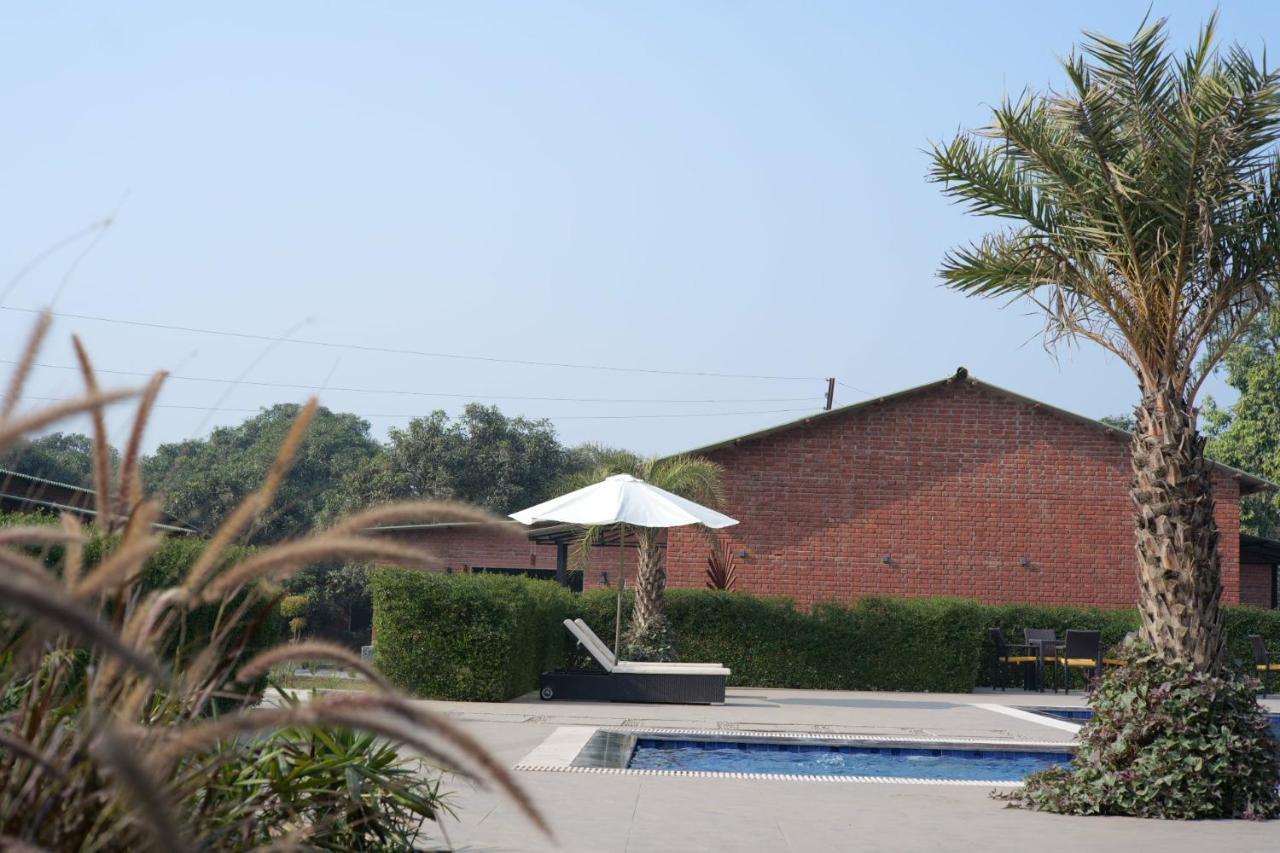 Mango Tree Resorts Siyana Dış mekan fotoğraf